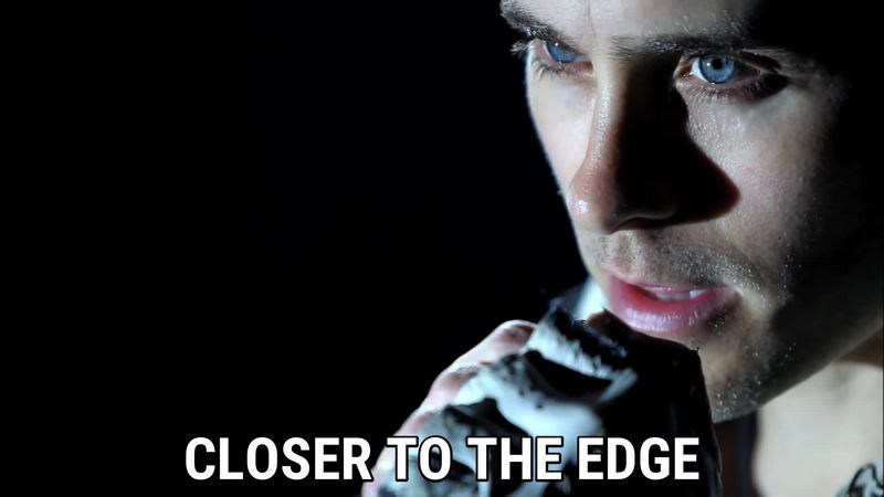 30 Seconds To Mars - Closer to the Edge
