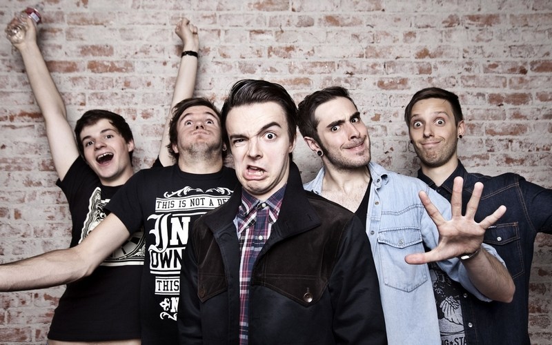 Chunk ! NO, Captain Chunk - In Friends We Trust