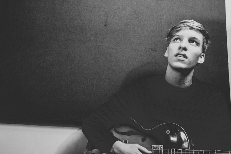 George Ezra - Stand by Your Gun