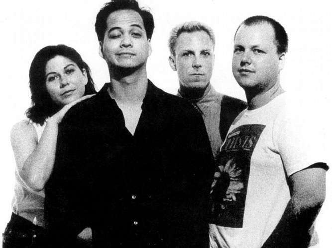 Pixies - Holiday Song