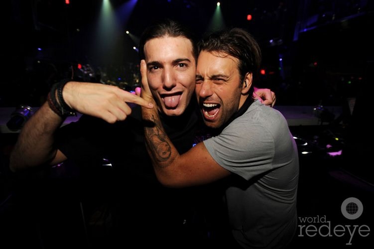 Sebastian Ingrosso And Alesso - Calling (Lose My Mind)