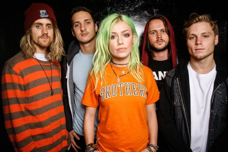 Tonight Alive - Wasting Away